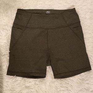 Athletic Shorts | 8/10